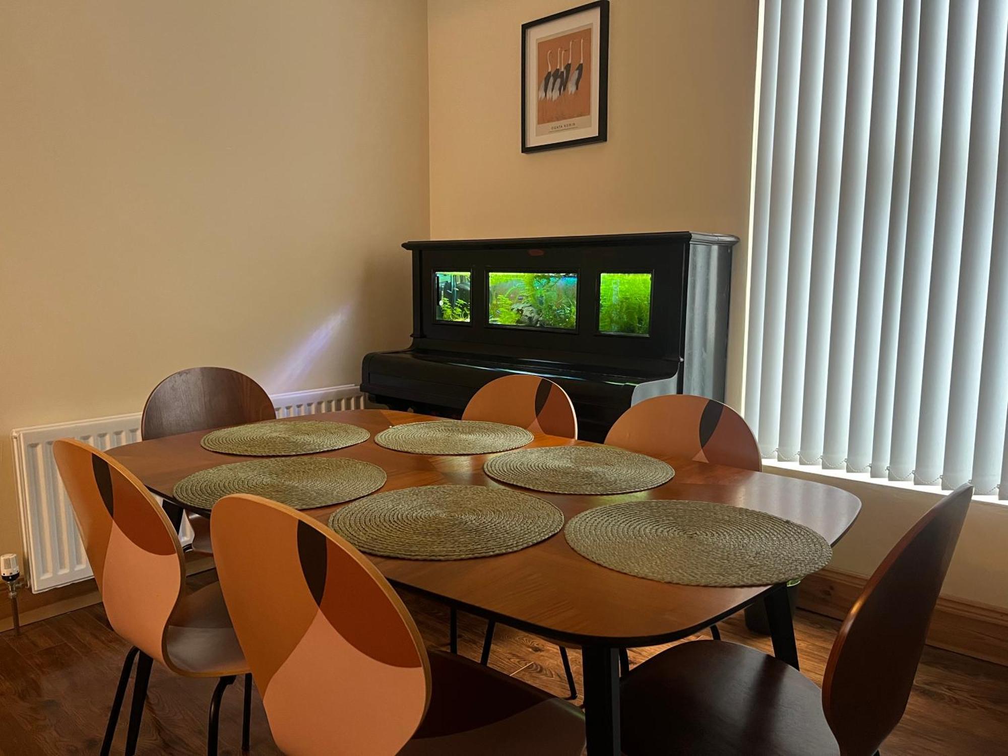 בלפסט Gr8 Hostel At The Mount מראה חיצוני תמונה