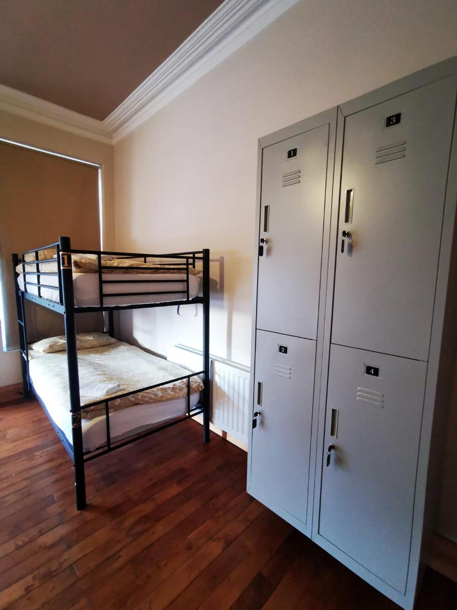 בלפסט Gr8 Hostel At The Mount מראה חיצוני תמונה