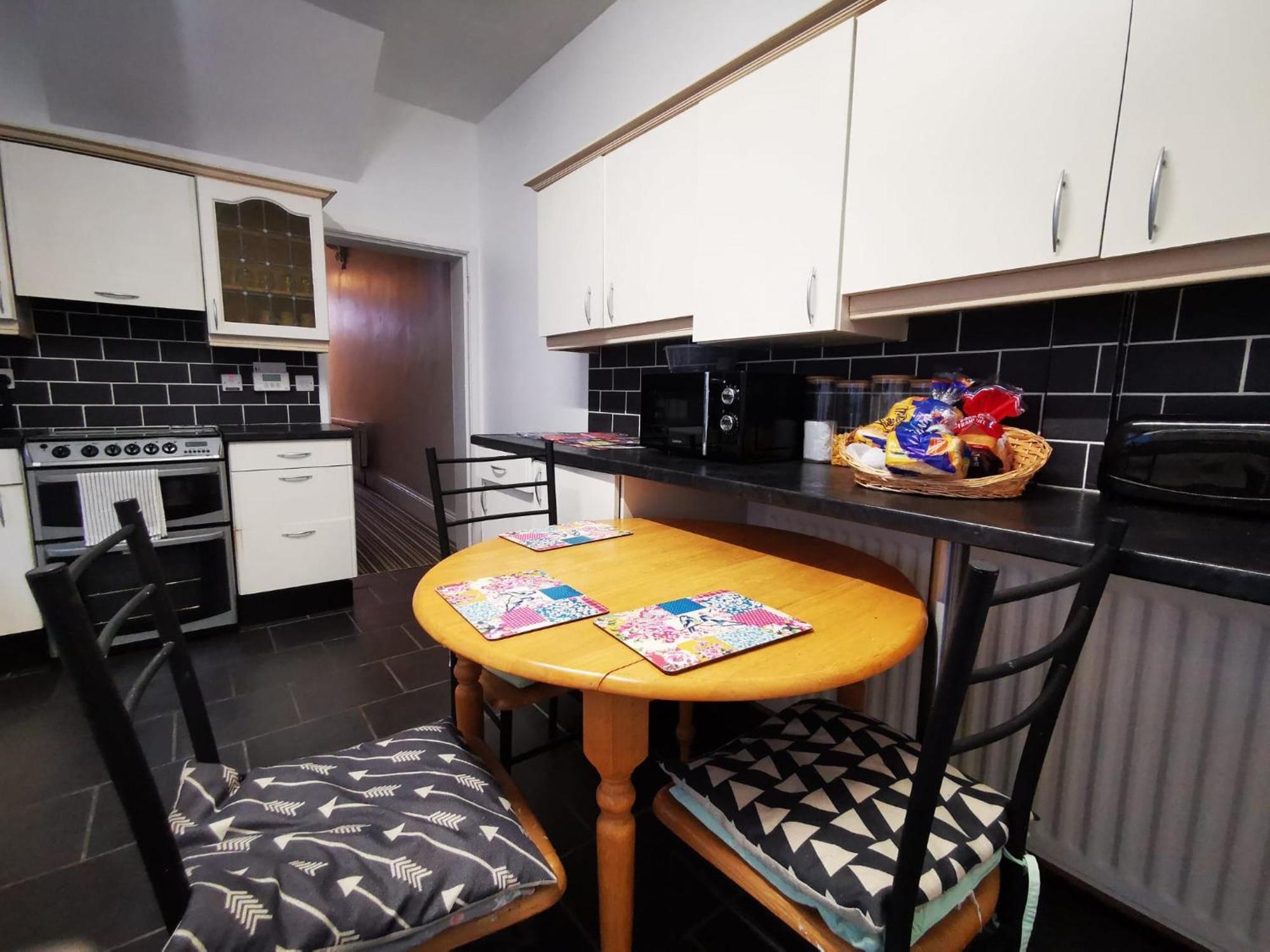 בלפסט Gr8 Hostel At The Mount מראה חיצוני תמונה